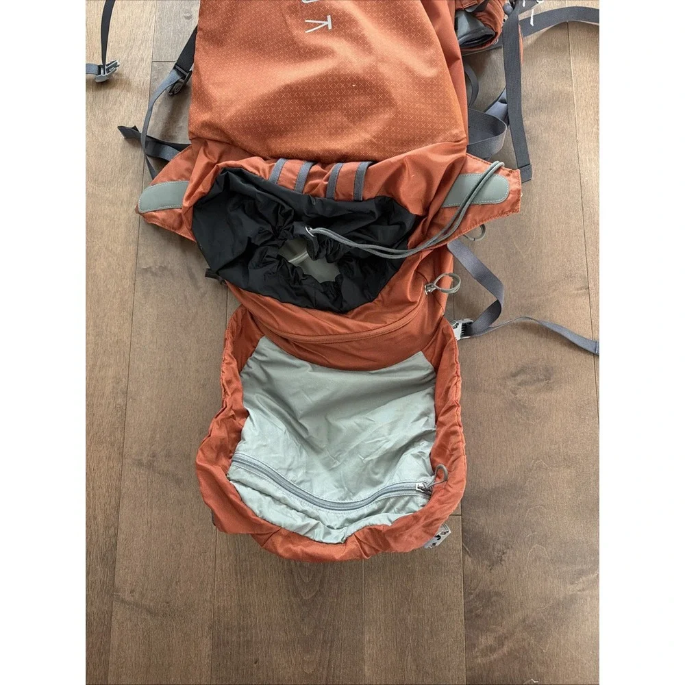 Osprey KODE 38 Backcountry Snowboard Ski Backpack Orange Used